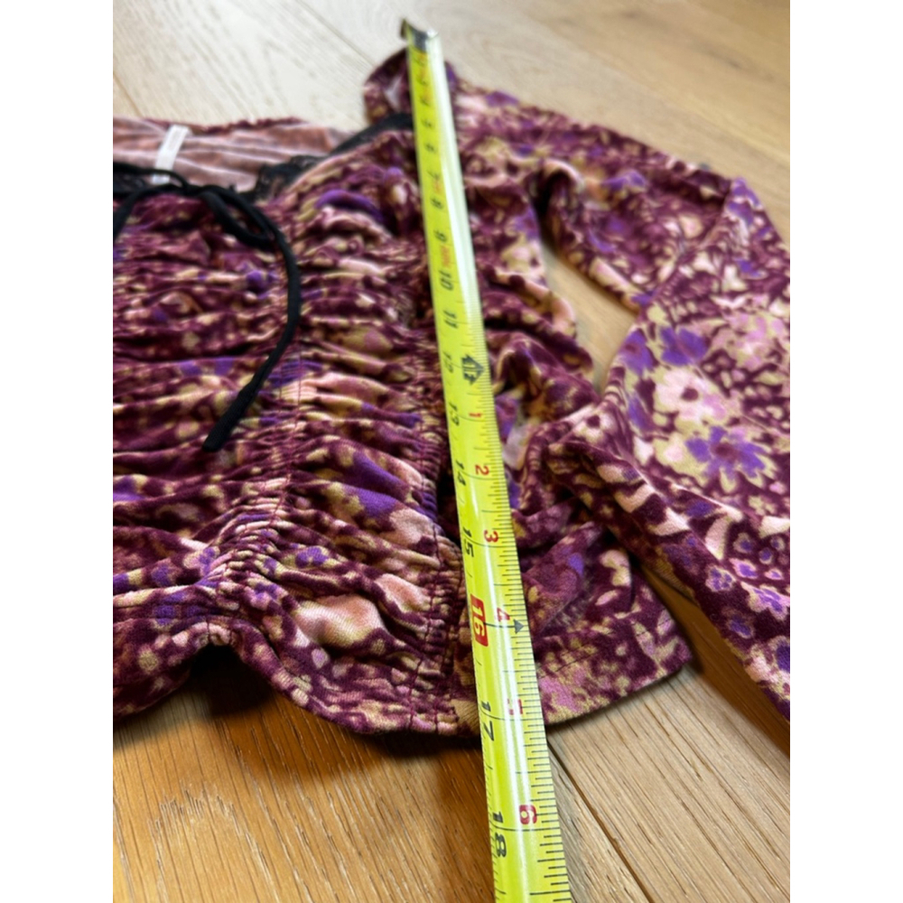 Free People Later it on Me Purple Floral Crop Top M - Picture 7 of 8
